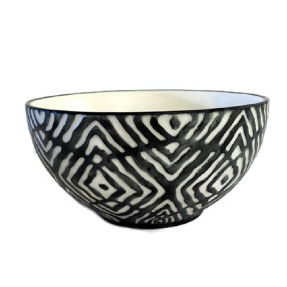 New Paper Destiny Carved Pottery Cereal Bowl Black White